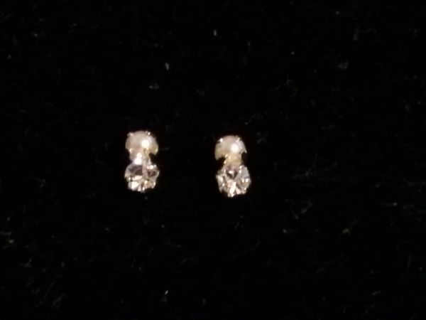 Brinco folheado a ouro 18k
